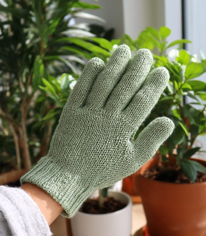 Organic Cotton Knit Gloves — view 2