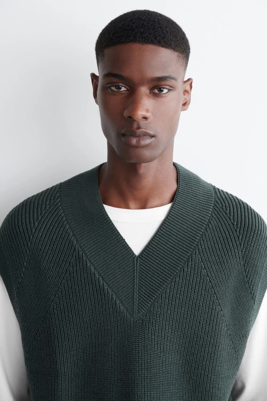 Men's Dark Green Ribbed V Neck Knit Vest — view 4