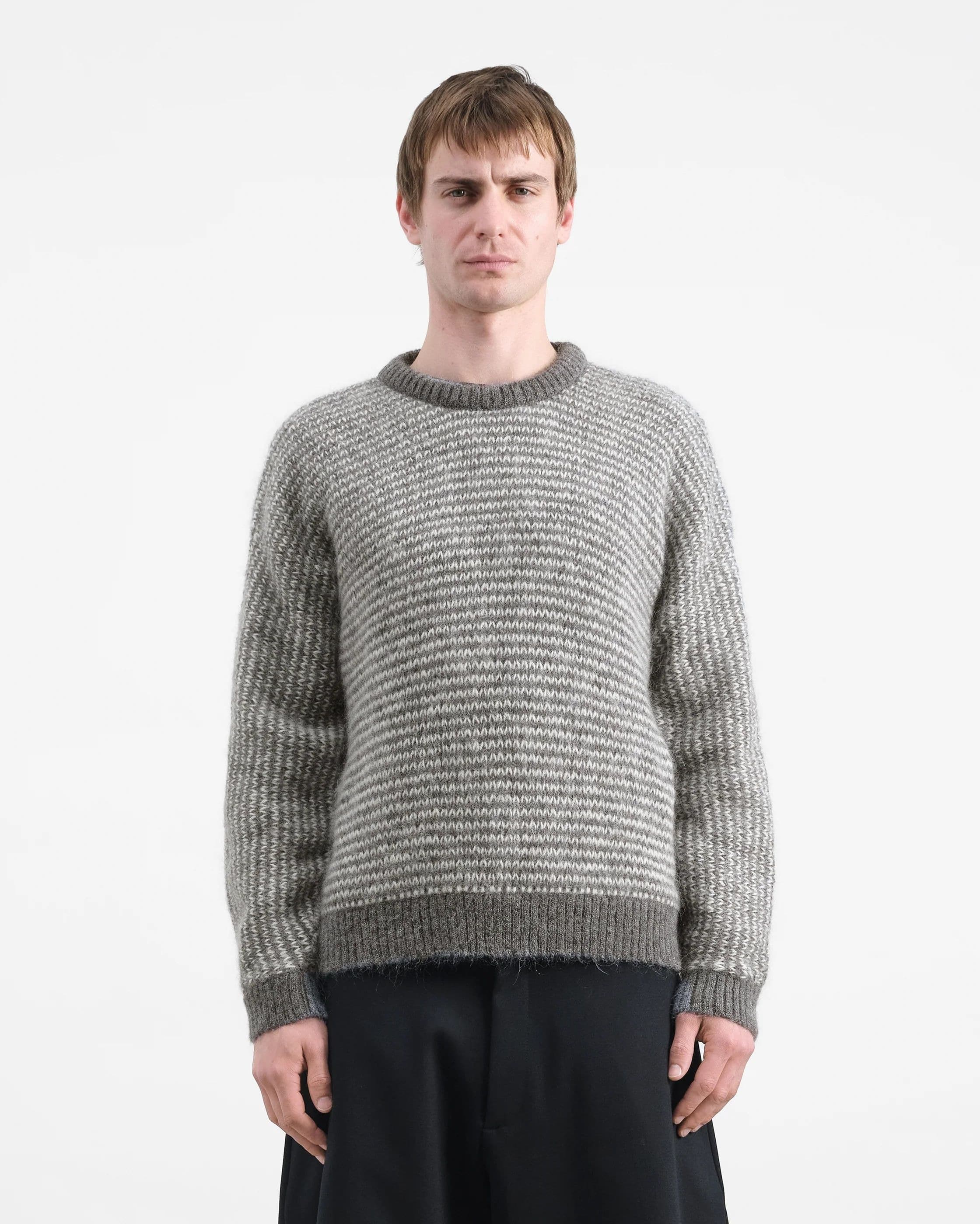 Regular-fit crew neck sweater