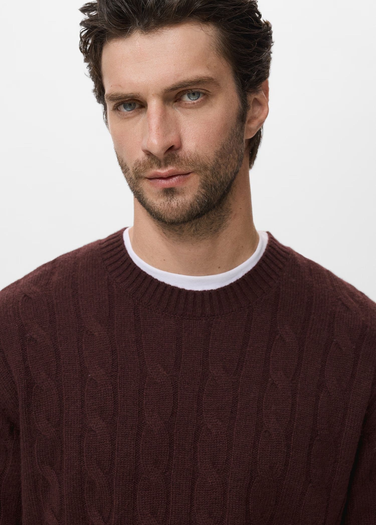 Men's Maroon Red Cable Knit Crew Neck Sweater Braided — view 5