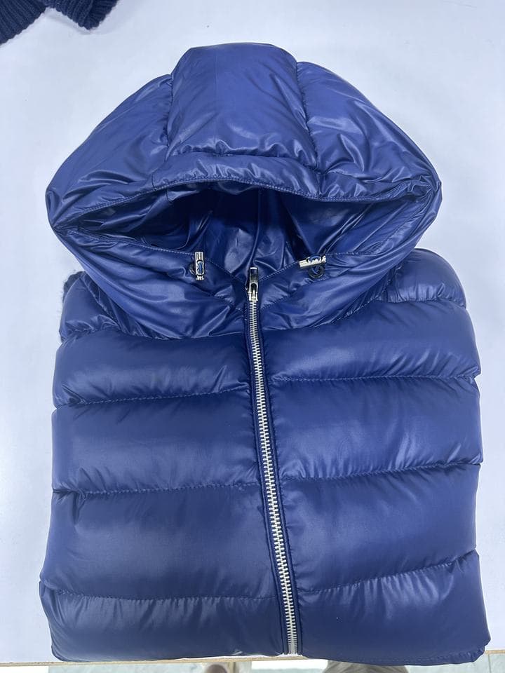 Men's Navy Reversible Hooded Quilted Knit Jacket — view 4