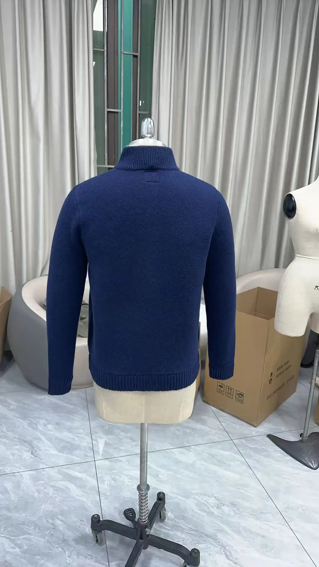 Men's Premium Wool Outdoor Cardigan — view 4