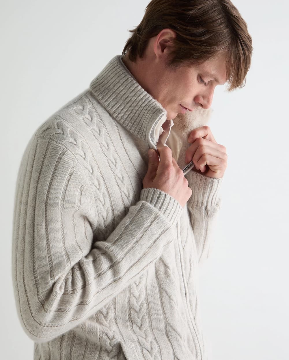 Men's Winter Cream Cable Knit Full Zip Cardigan O Neck Wool Jacket — view 2